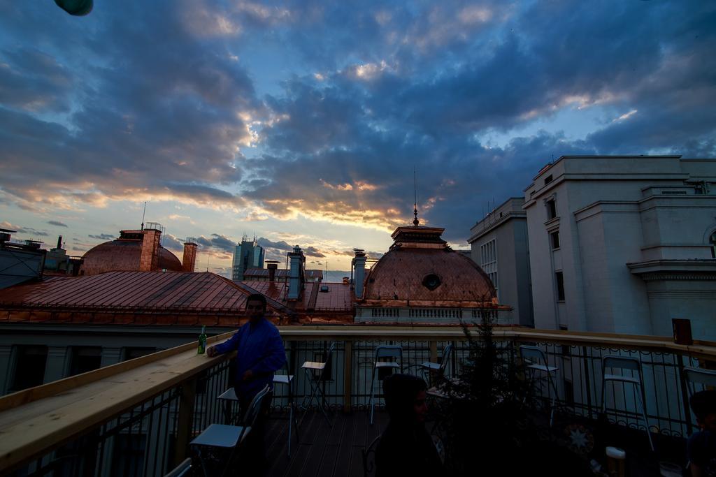 Pura Vida Sky Bar & Hostel Bucharest Luaran gambar