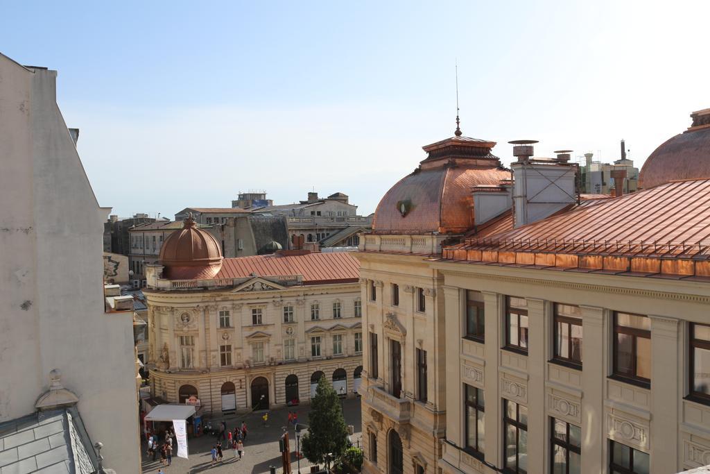 Pura Vida Sky Bar & Hostel Bucharest Luaran gambar