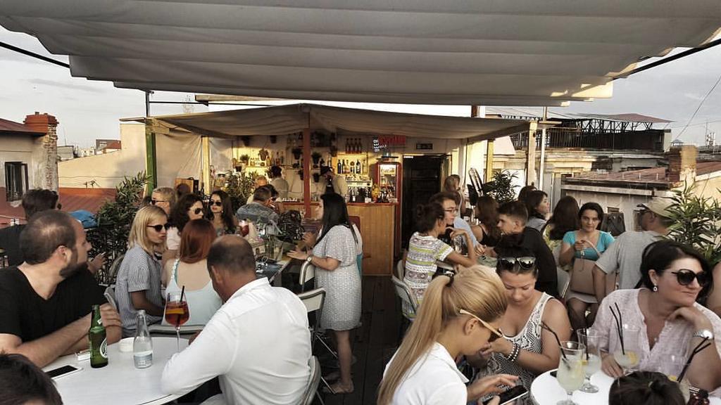 Pura Vida Sky Bar & Hostel Bucharest Luaran gambar